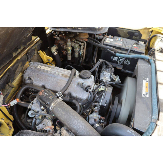 2001 Hyster H3.00XM-48863399