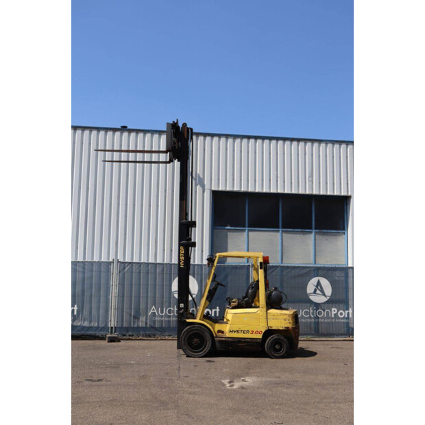 2001 Hyster H3.00XM-48863402