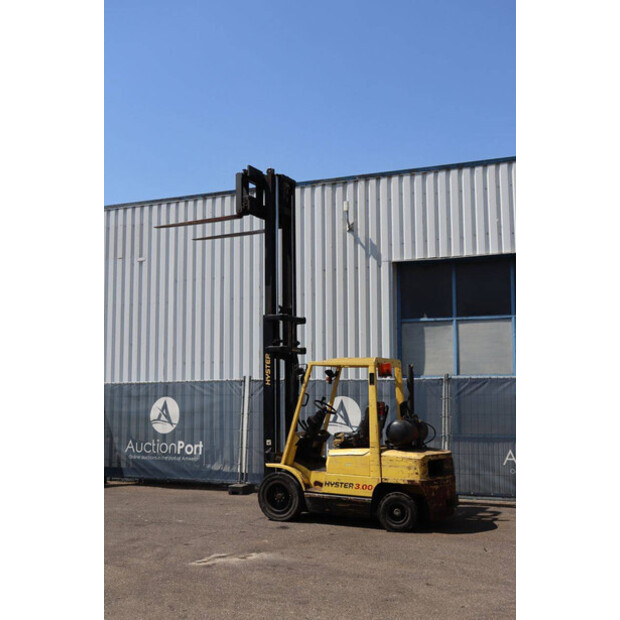 2001 Hyster H3.00XM-48863403