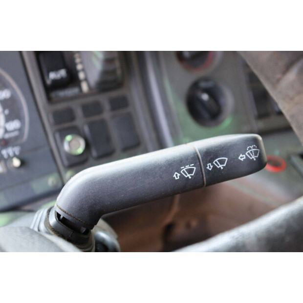 2002 Scania 124L 420-48863473