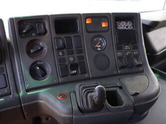 2002-scania-124l-420-1480195-48863476