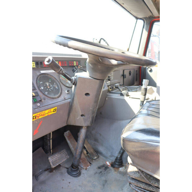 1991 داف 1700 ATI-48863660