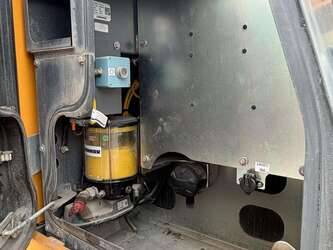 liebherr-r926-nlc-48864009