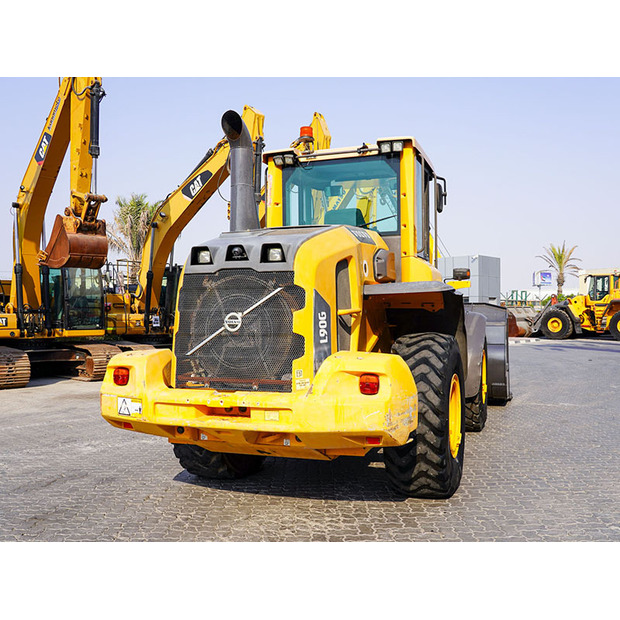 2012 فولفو L90G-48864027