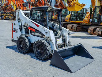 Image for SKID STEERS 2017 BOBCAT S570 for Sale in United Arab Emirates