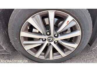 2021-lexus-es300h-48864236