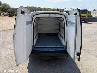 2014-volkswagen-caddy-1480227-48864444