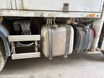 mercedes-benz-2633-1480232-48864510