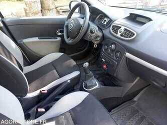 2012-renault-clio-1474315-48864638