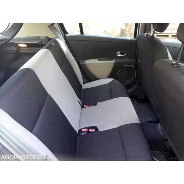 2012 Renault Clio-48864640