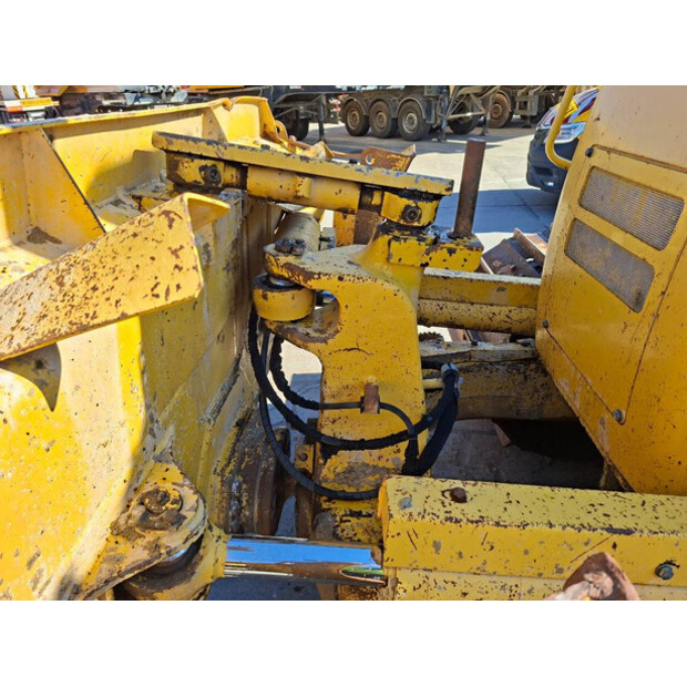 2016 Komatsu D61PXI-24-48866092