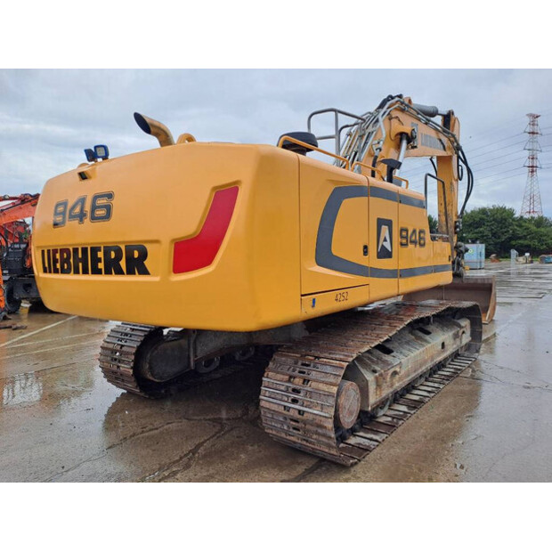 2018 ليبهير R946LC-48866821