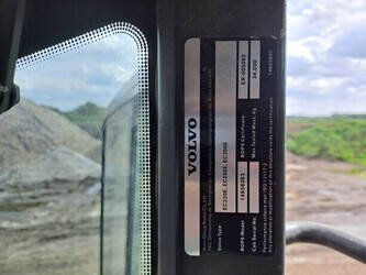 2017-volvo-ec300el-1480324-48867000