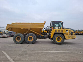 2015-komatsu-hm300-3-1480327-48867051