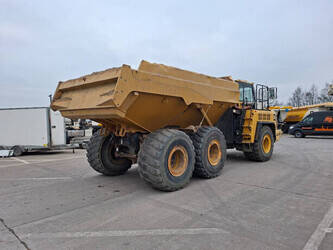 2015-komatsu-hm300-3-1480327-48867052