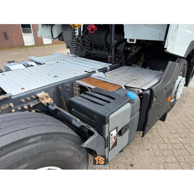 2015 رينو T430-48873681