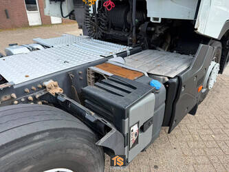 2015-renault-t430-1470786-48873681