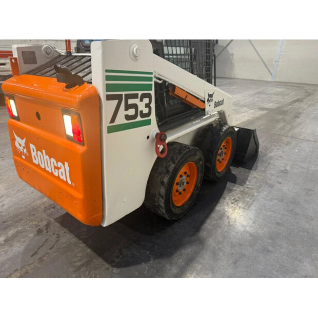 2001 بوبكات 753-48873736