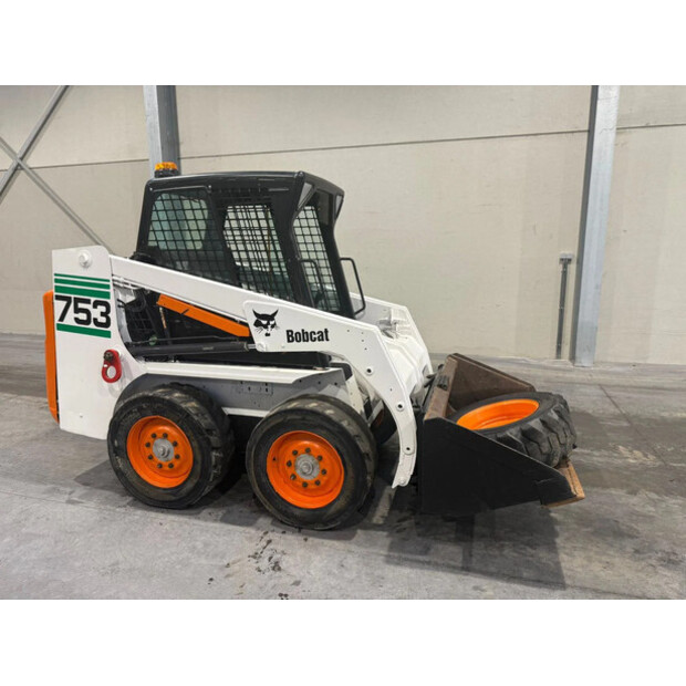 2001 بوبكات 753-48873745