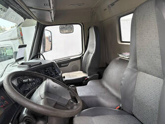 2005-volvo-fm-1480458-48873964