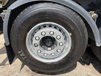 2005-volvo-fm-1480458-48873992