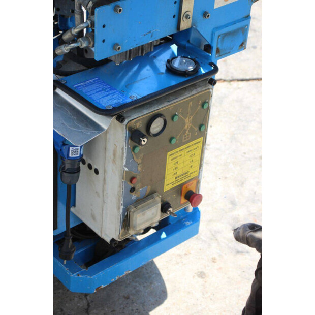 2014 EasyLift R160-48874824