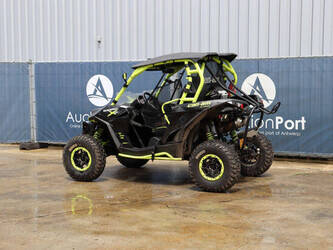 2015-bombardier-can-am-48875283