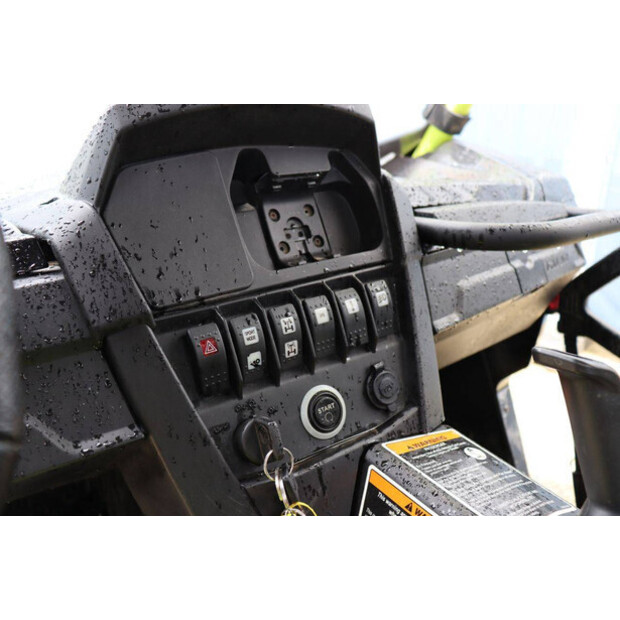 2015 Bombardier CAN-AM-48875307