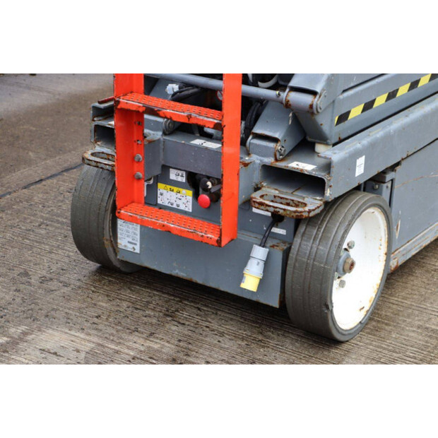 2014 SkyJack SJ3226-48875646