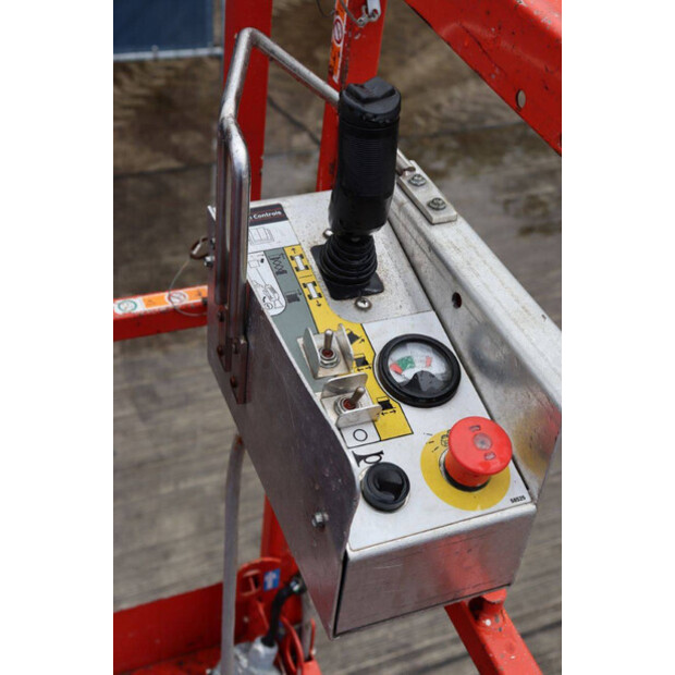 2014 SkyJack SJ3226-48875666