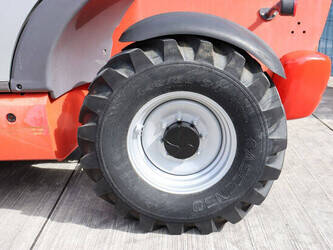2011-manitou-mt1840-1480518-48875951