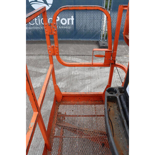 2007 JLG E300AJP-48876366