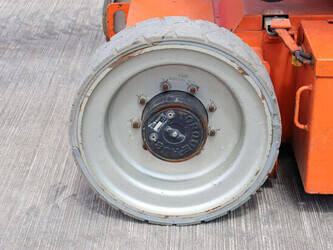 2007-jlg-e300ajp-1480527-48876375