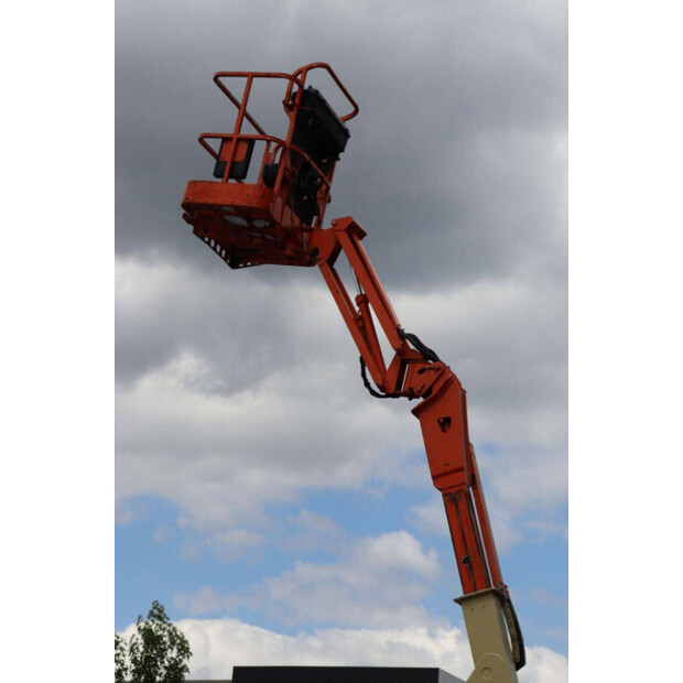 2007 جيه ال جي E300AJP-48876393