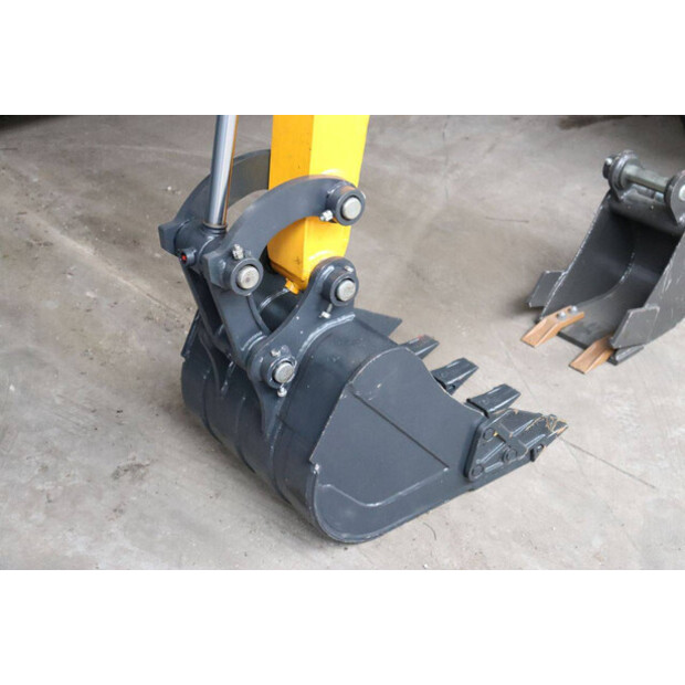 2025 Landward XT25U-48876519