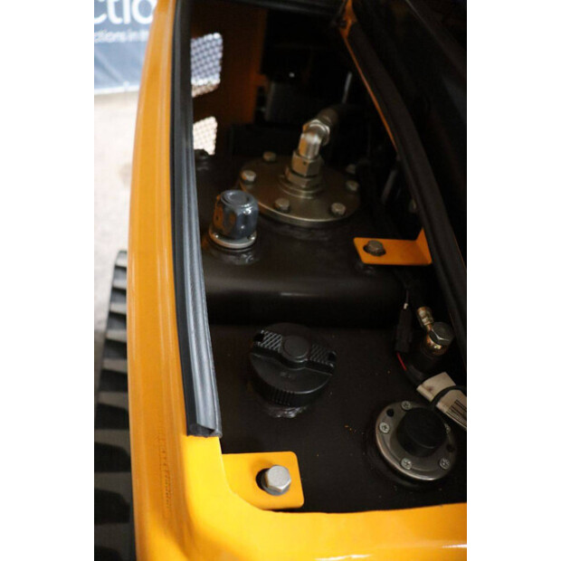 2025 Landward XT25U-48876535