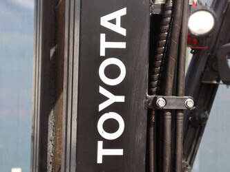 2021-toyota-8fbe18t-1480541-48876842