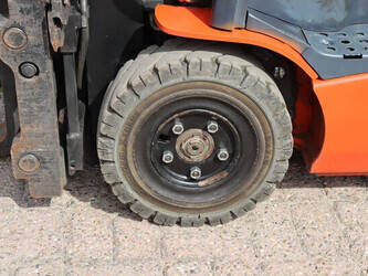 2021-toyota-8fbe18t-1480541-48876843