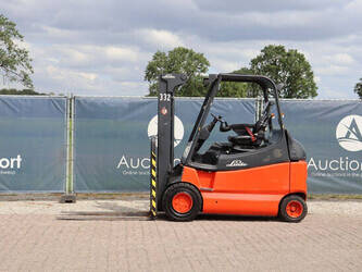 2005-linde-e30-03-600-1480542-48876868