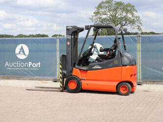 2005-linde-e30-03-600-1480542-48876869