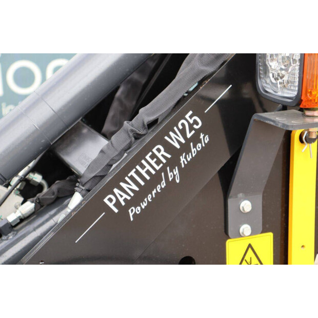 2026 Panther W25-48876915
