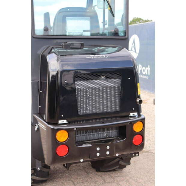 2026 Panther W25-48876920