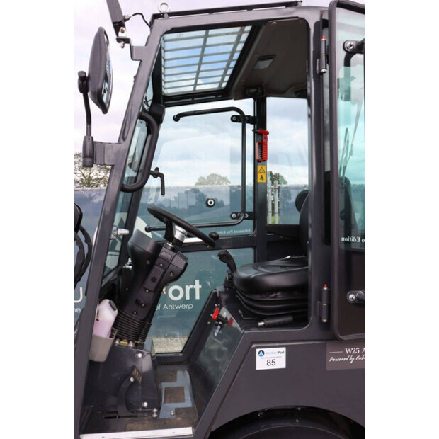 2026 Panther W25-48876926