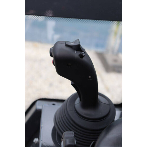 2026 Panther W25-48876934
