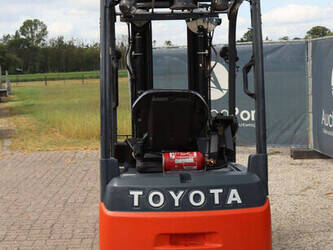 2021-toyota-8fbe18t-1480544-48876949