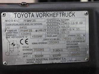 2010-toyota-7fbmf35-1480546-48877039