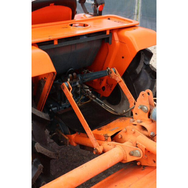 KUBOTA ZB1600-48877065