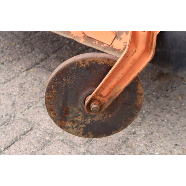 KUBOTA ZB1600-48877084