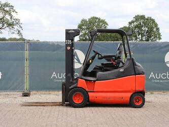 2005-linde-e30-03-600-1480550-48877167