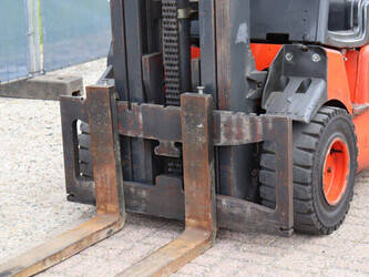 2005-linde-e30-03-600-1480550-48877176